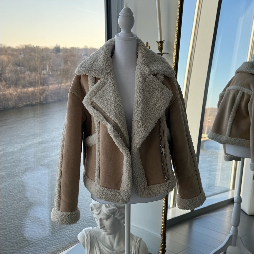 Zara Cropped Sherpa Jacket